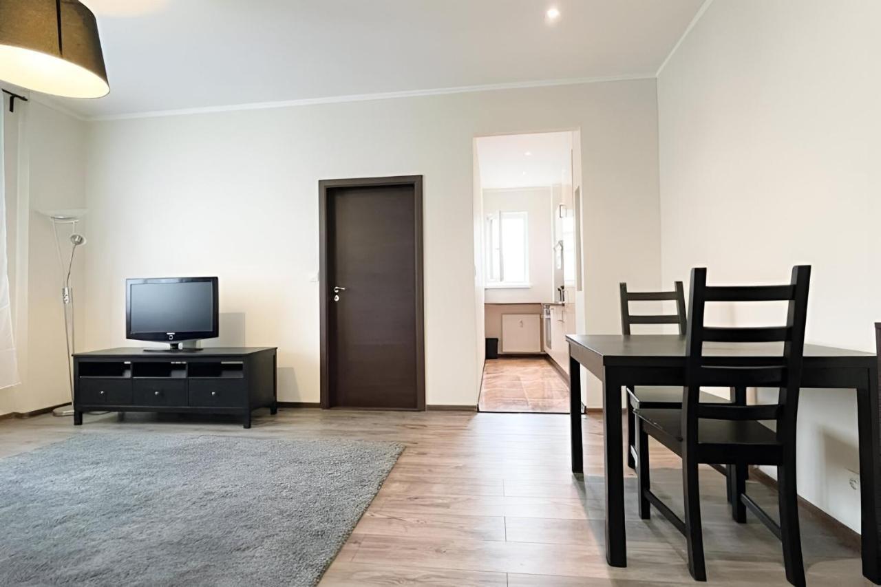 City Center Apartment In Middle Of Bratislava Luaran gambar